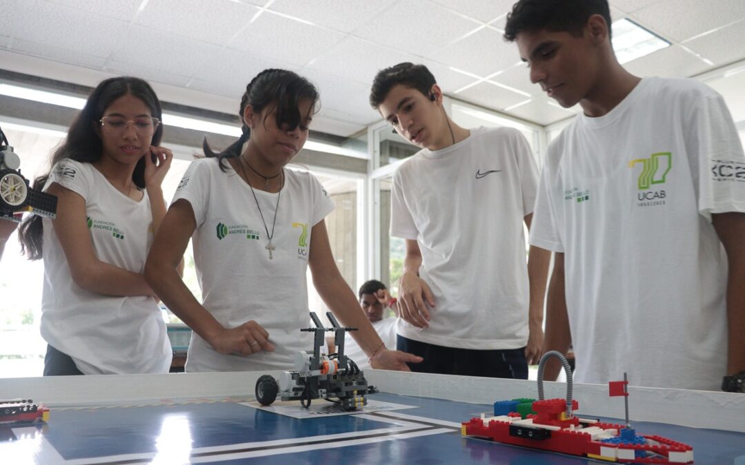 Olimpíadas Regionales de Robótica llegan este 29 de junio a la UCAB con récord de participantes