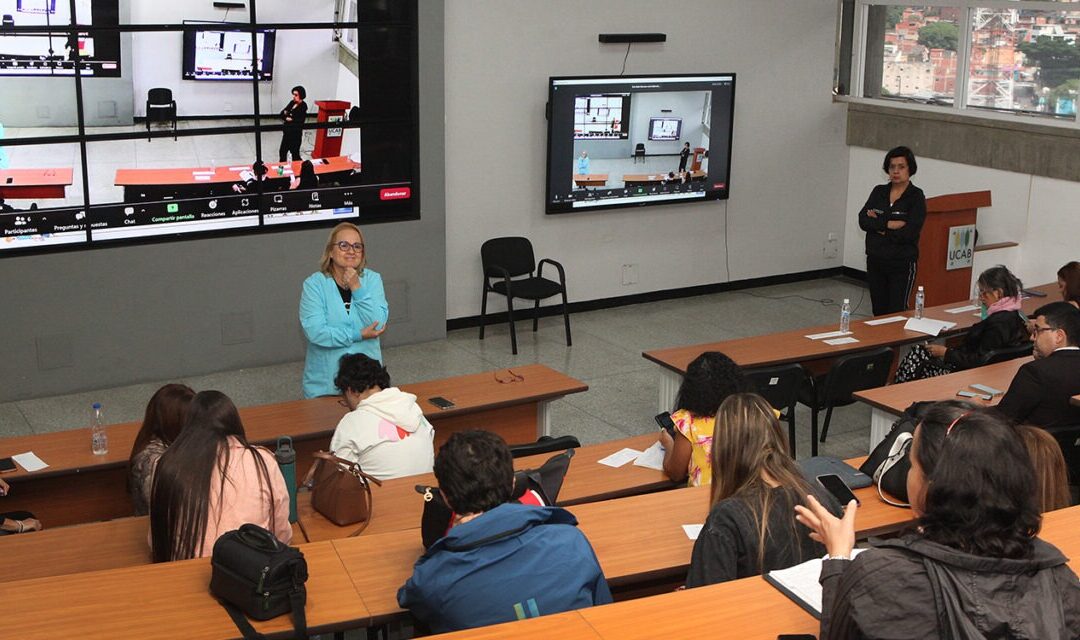 Jornadas sobre Vulnerabilidad Social en la UCAB revelan embarazos adolescentes a edades cada vez más tempranas